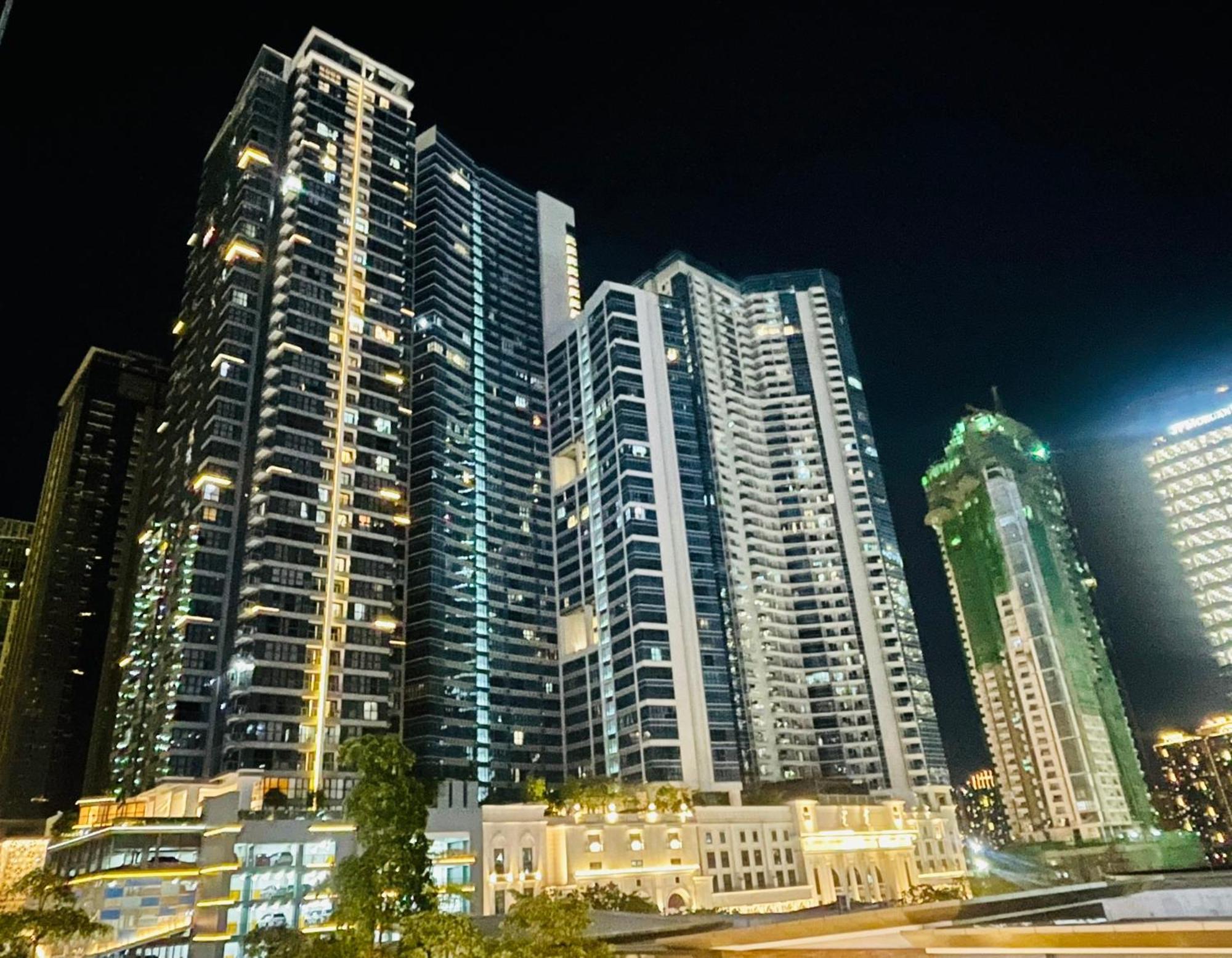 Uptown Parksuites Bgc Taguig Exterior foto