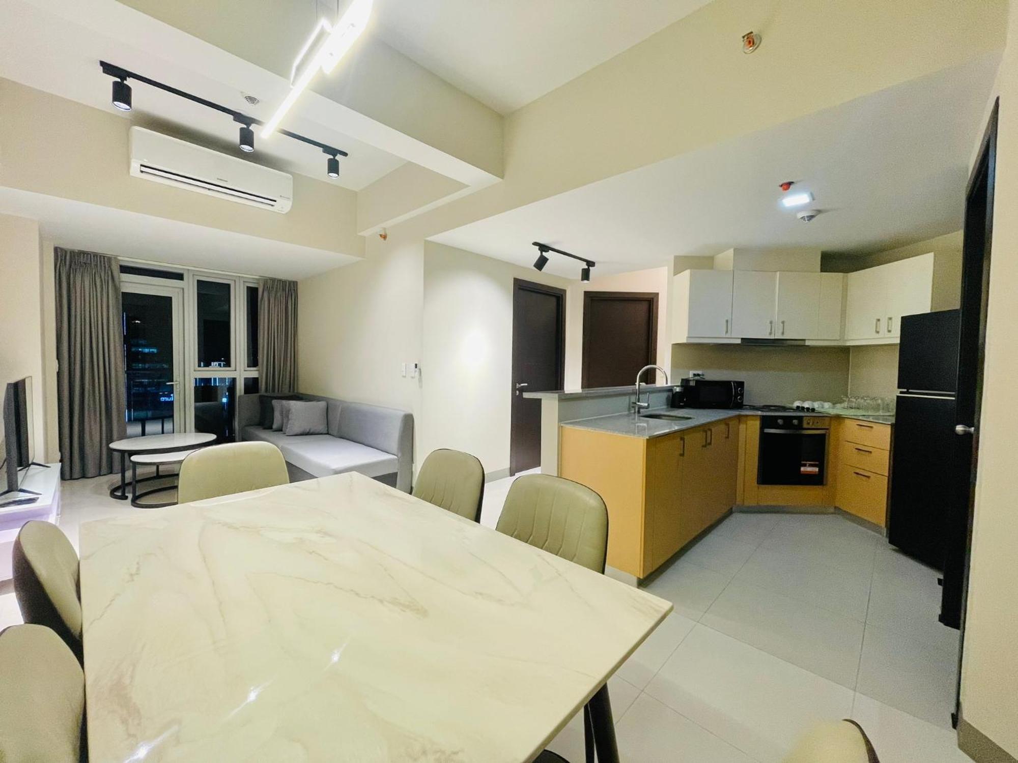 Uptown Parksuites Bgc Taguig Exterior foto