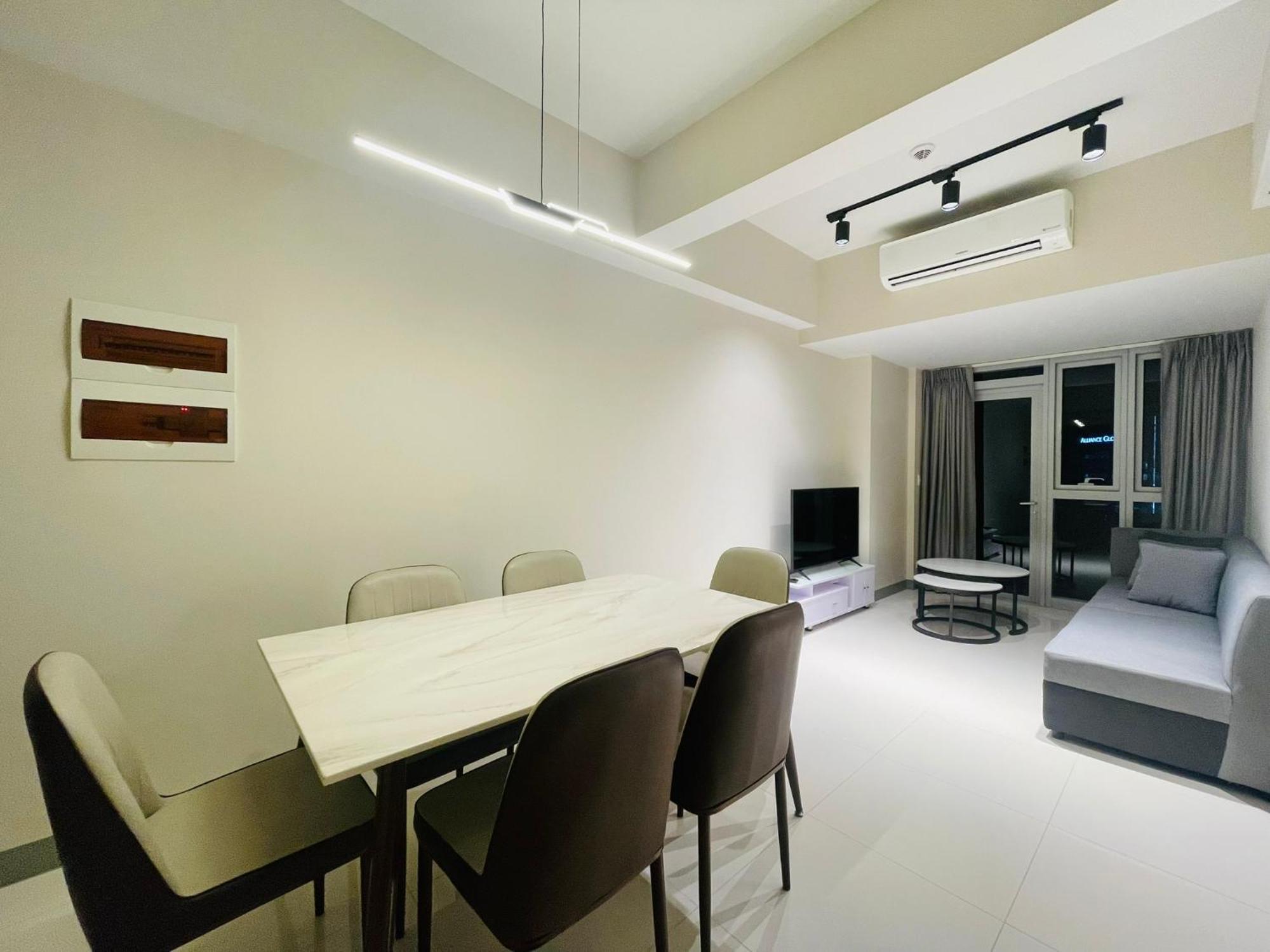 Uptown Parksuites Bgc Taguig Exterior foto