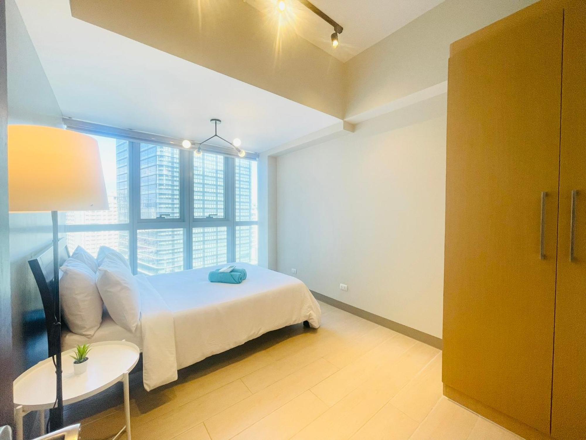 Uptown Parksuites Bgc Taguig Exterior foto