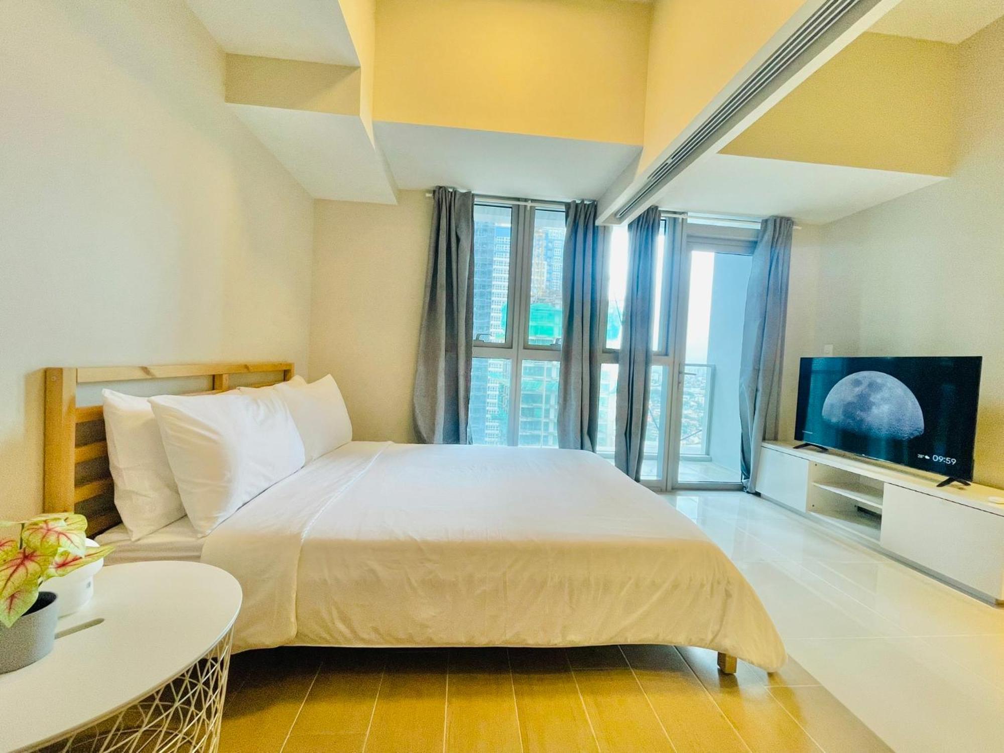 Uptown Parksuites Bgc Taguig Exterior foto